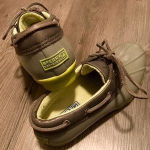Sperry rain shoes